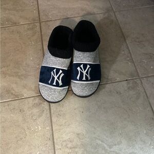 Mens slippers